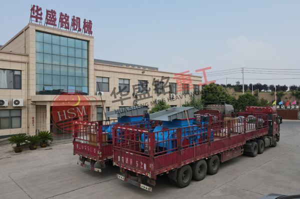 製(zhi)砂生産(chan)線(xian)用2PGY1500x1000全(quan)液壓對輥(gun)製(zhi)砂機(ji)
