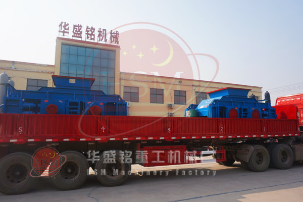 雙(shuang)齒輥破碎(sui)機(ji)圖片(pian)